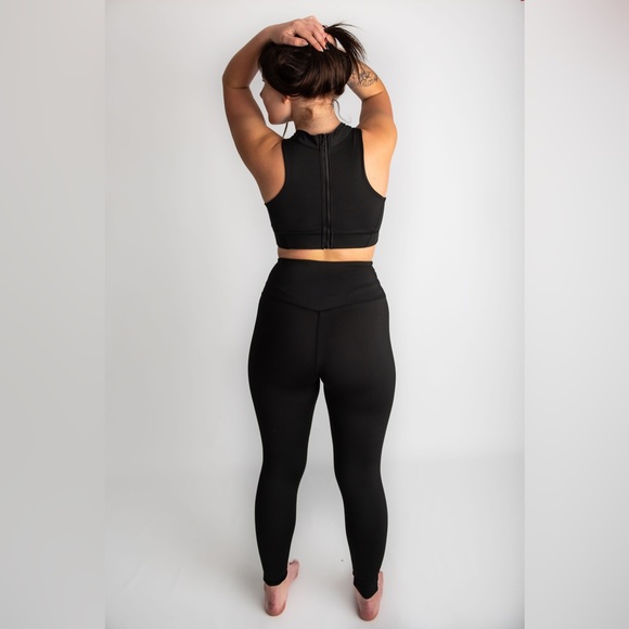 Neon Womens Activewear - Picture 8 of 16